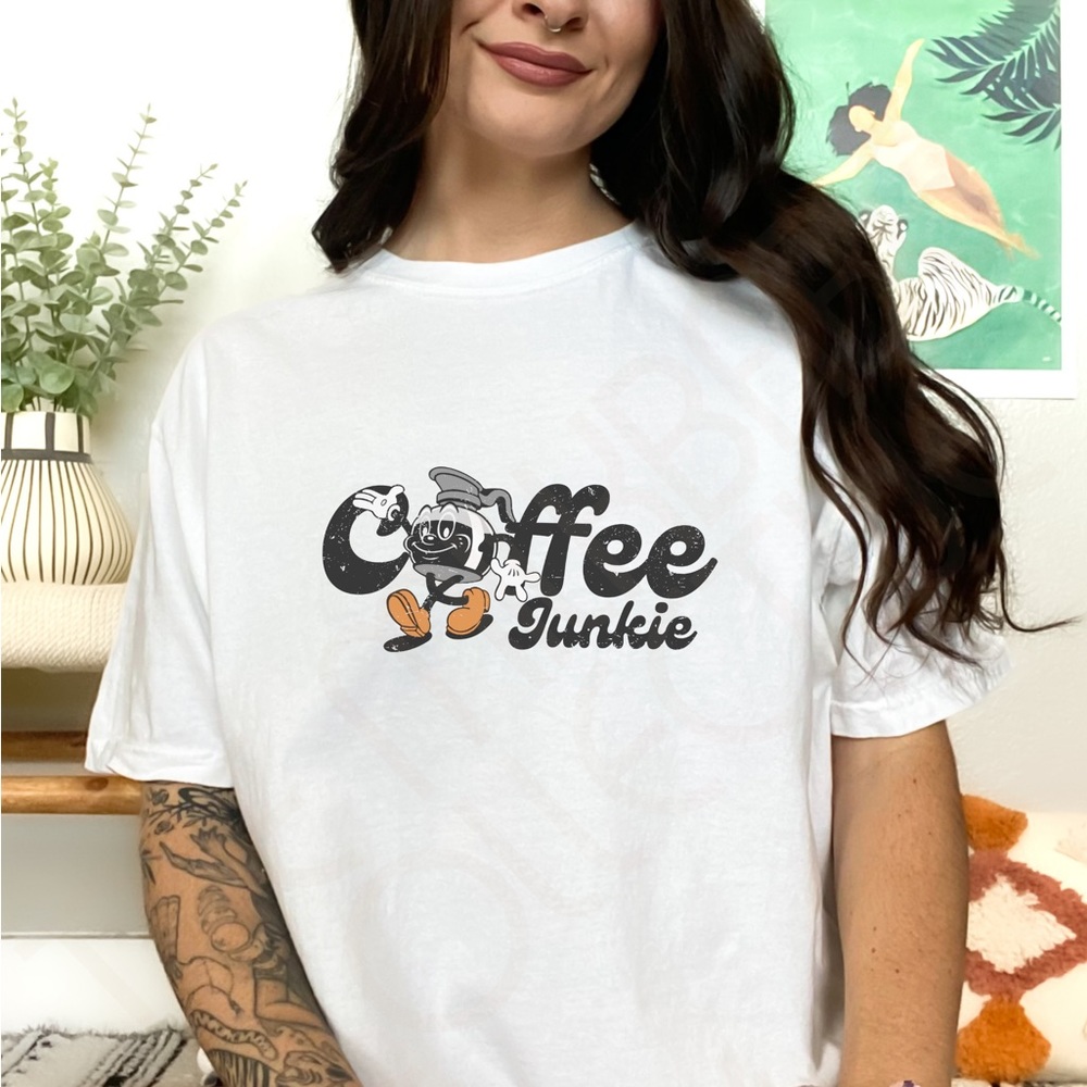 🚨 SALE 🚨 Comfort Colors Coffee Junkie Retro Graphic Tee